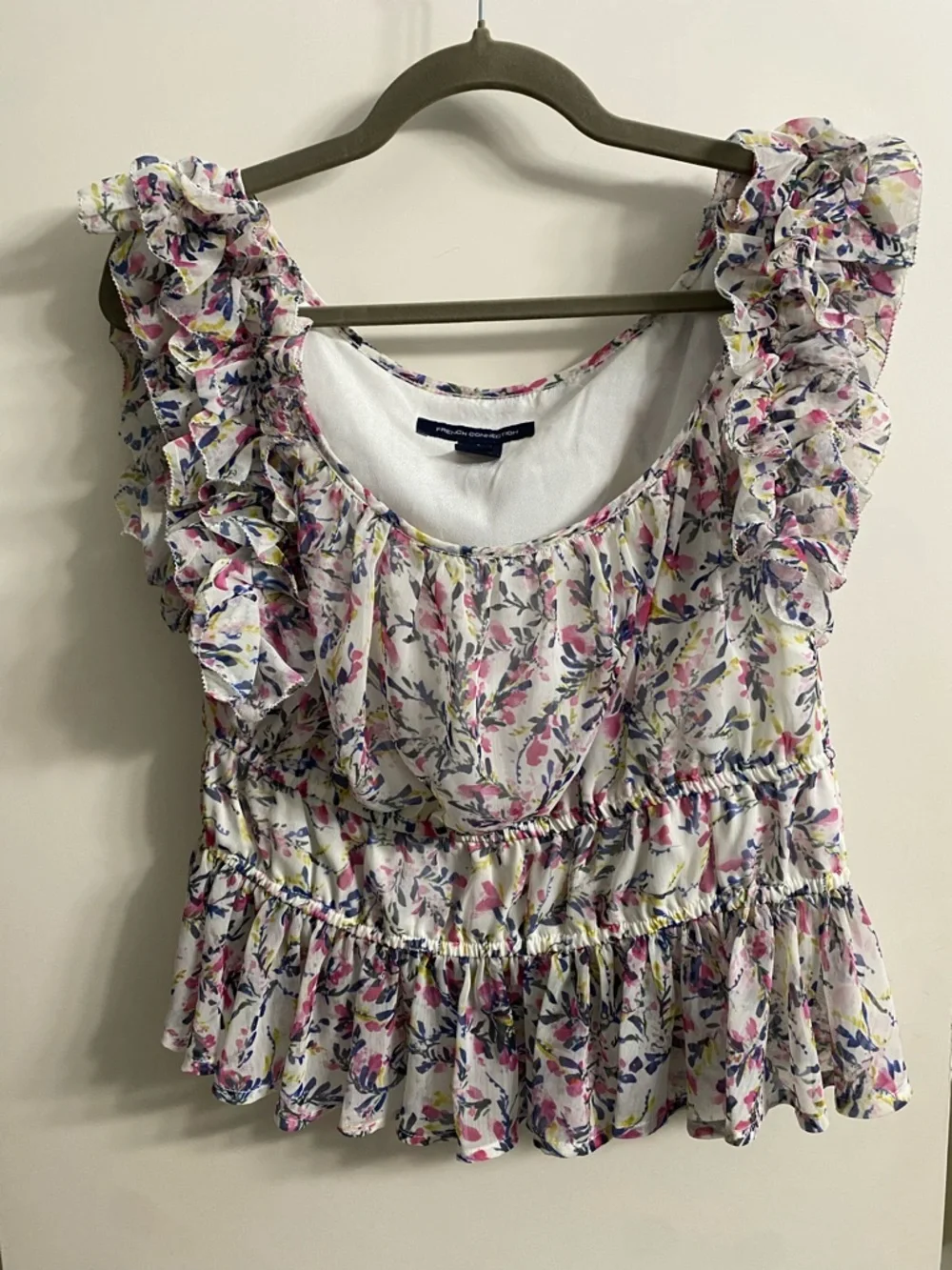 French Connection Pink Floral Ruffle Peplum Top Blouse Size Large Cottagecore - Picture 2 of 10